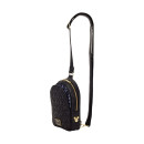 Loungefly Disney: Mickey Convertible Sling bag (Wdtb3547)