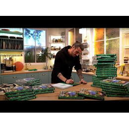 ΤΟ ΑΠΟΛΥΤΟ ΒΙΒΛΙΟ ΤΗΣ ΝΗΣΤΕΙΑΣ