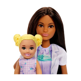 Mattel Barbie: you can be Anything - Dentist Doll With Brown Hair (Jcr75)