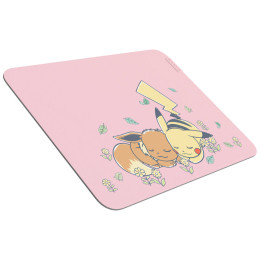 Razer Gigantus v2 Medium Pokemon Pikachu/eevee Edition Gaming Mousepad