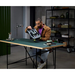 Lego® Technic: Peugeot 9x8 24h le Mans Hybrid Hypercar (42156)