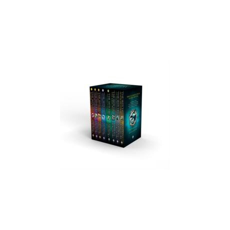 The Witcher Boxed set : the Last Wish, Sword of Destiny, Blood of Elves, Time of Contempt, Baptism of Fire, the Tower of the Swallow, the Lady of the Lake, Season of Storms