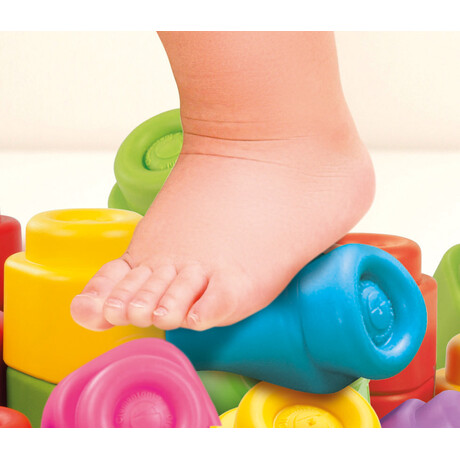 As Clementoni: Soft Clemmy - Touch, Roll &Amp; Play Sensory Ball (1033-17689)