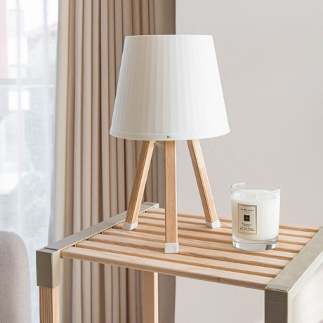 Φωτιστικό Επιτραπέζιο Ξύλινο - Πλαστικό Χρώμα Μπεζ Ø18x34εκ.